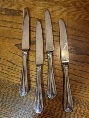 4 Butter Knives CONTINENTAL BEAD Wallace 18/10 Stainless Replacement Silverware